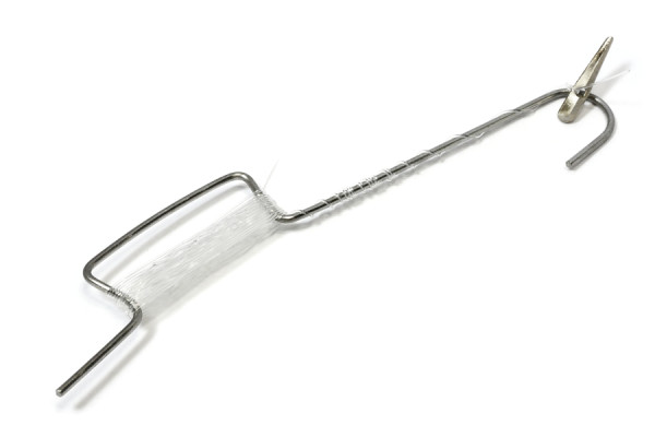Haken mit Nylonfaden und Splint